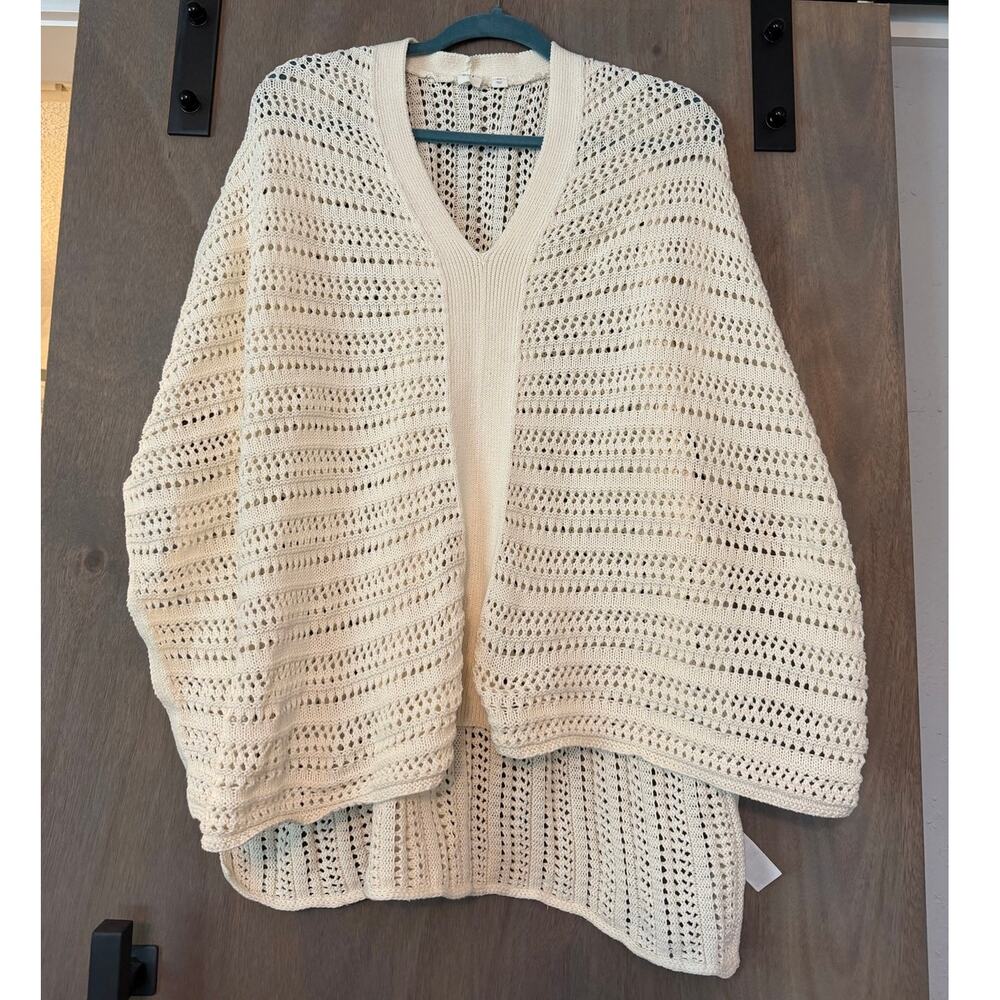 100% Cotton Crochet Poncho Gap Size S/M Ivory